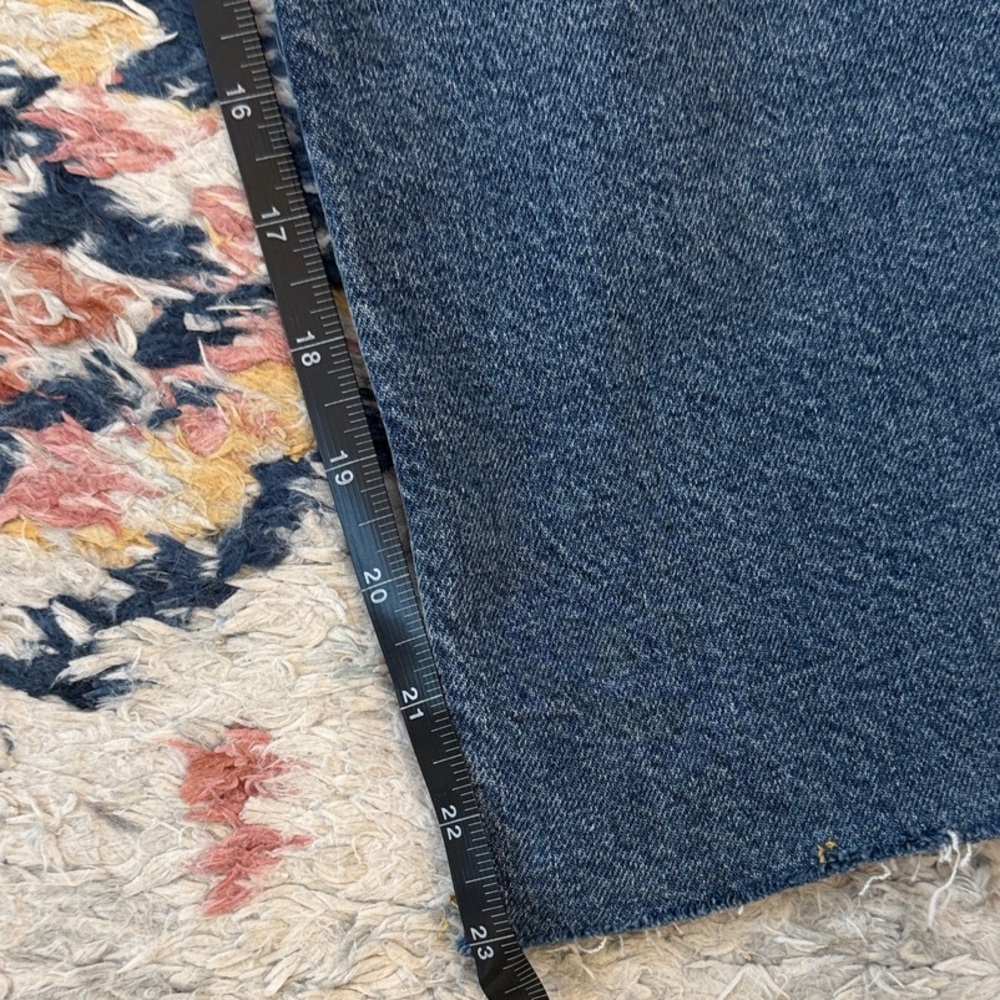 Agolde Riley Crop Jeans - Picture 5 of 8